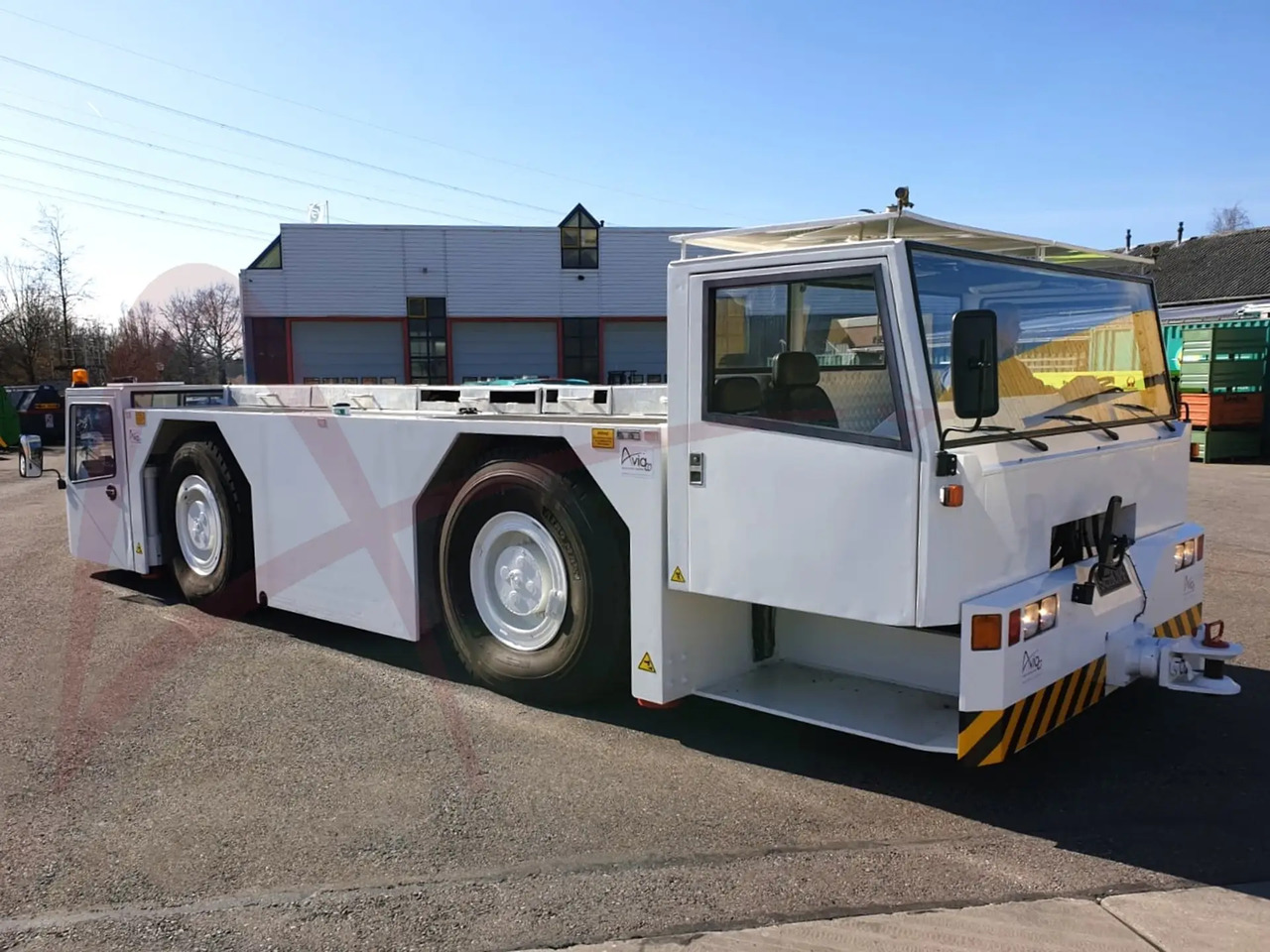 SCHOPF F396 - Pushbacktraktor: bild 2 SCHOPF F396 - Pushbacktraktor: bild 2