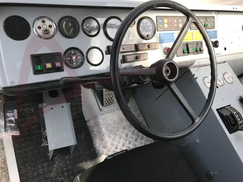 SCHOPF F396W - Pushbacktraktor: bild 4 SCHOPF F396W - Pushbacktraktor: bild 4