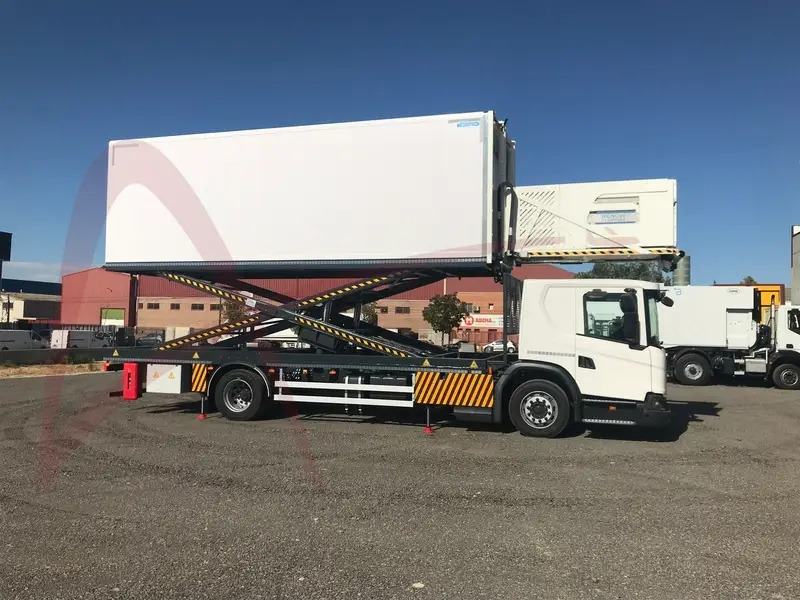 TECNOVE L280 B4X2LB - Cateringbil: bild 4 TECNOVE L280 B4X2LB - Cateringbil: bild 4