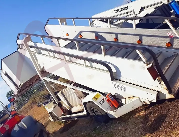 TEMG TG2244 - Passagerartrappa: bild 3 TEMG TG2244 - Passagerartrappa: bild 3