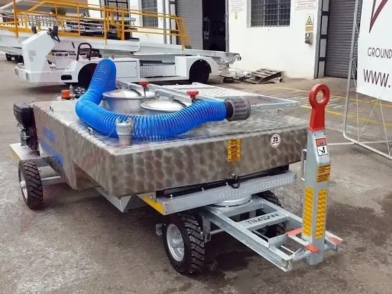 TIMSAN LSC300/700 - Toalettservicebil: bild 5 TIMSAN LSC300/700 - Toalettservicebil: bild 5