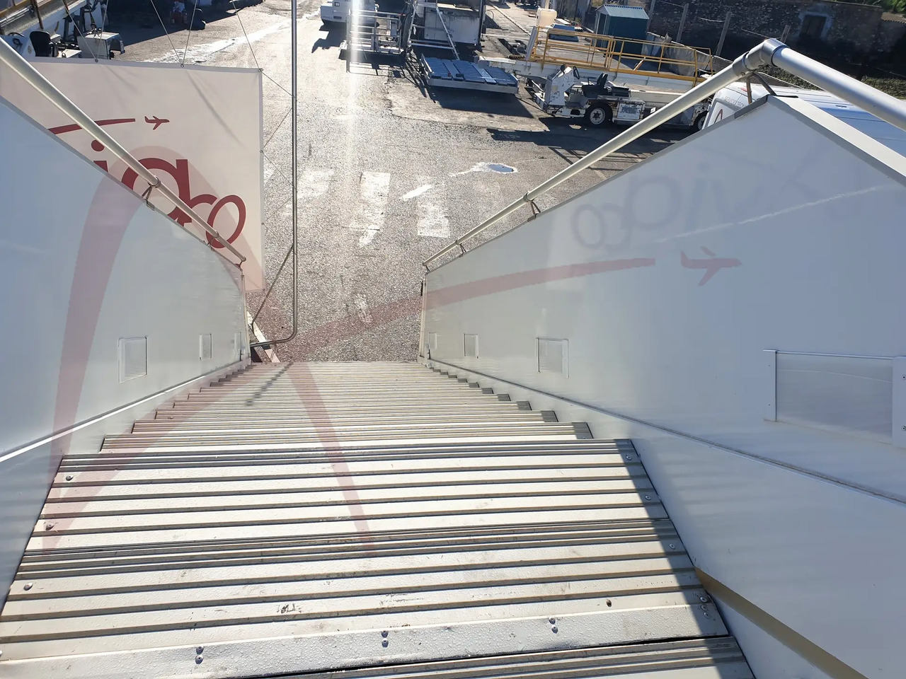 TLD ABS-580 - Passagerartrappa: bild 4 TLD ABS-580 - Passagerartrappa: bild 4