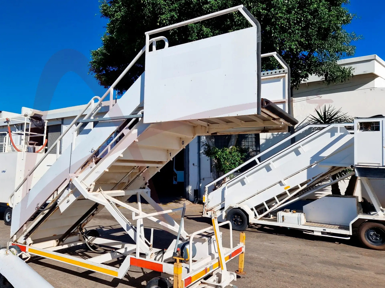 YUMBO ERP-RM-I - Passagerartrappa: bild 1 YUMBO ERP-RM-I - Passagerartrappa: bild 1