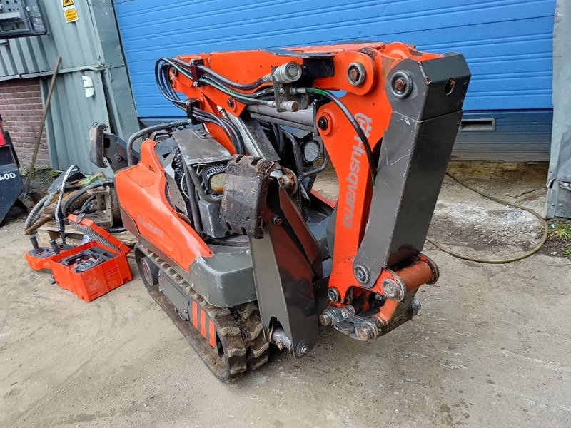 Husqvarna DXR 140 robot demolition remote excavator bagger - Bandgrävare: bild 3 Husqvarna DXR 140 robot demolition remote excavator bagger - Bandgrävare: bild 3