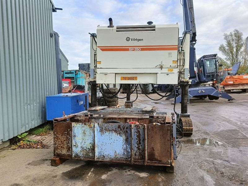 Wirtgen SP 250 500 beton bekisting machine sleep - Asfaltläggare: bild 5 Wirtgen SP 250 500 beton bekisting machine sleep - Asfaltläggare: bild 5