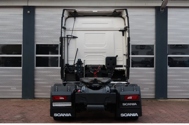 Dragbil Scania R410 NGS LNG/ RETARDER/ ACC/ DIFF LOCK/ ETC: bild 19 Dragbil Scania R410 NGS LNG/ RETARDER/ ACC/ DIFF LOCK/ ETC: bild 19