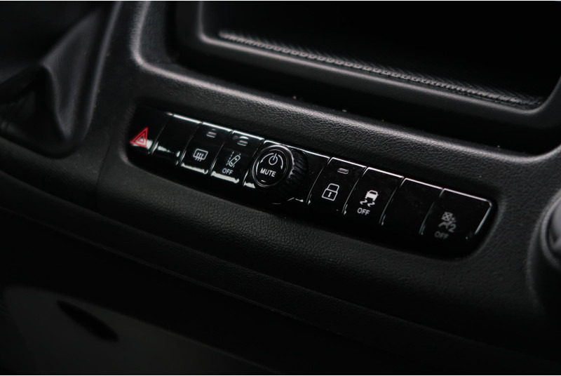 Små skåpbil Fiat Ducato 33 2.2 MultiJet L3H2 DC CAMERA/ 2X SCHUIFDEUR/ 7P/ CRUISE/ AIRCO: bild 12 Små skåpbil Fiat Ducato 33 2.2 MultiJet L3H2 DC CAMERA/ 2X SCHUIFDEUR/ 7P/ CRUISE/ AIRCO: bild 12