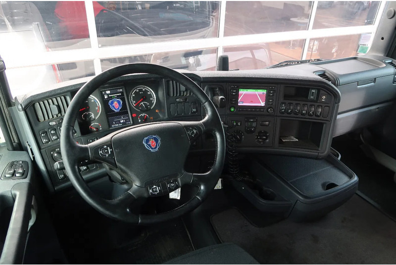 Scania R450 6X2/ HOOKLIFT 20T/ RETARDER/ LIFT/ - Lastbil med kabelsystem: bild 2 Scania R450 6X2/ HOOKLIFT 20T/ RETARDER/ LIFT/ - Lastbil med kabelsystem: bild 2