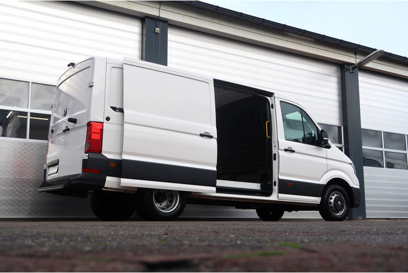 Volkswagen Crafter 50 2.0 TDI DL L3H2 3.5 T/ LED/ CAMERA/ NAVI/ CRUISE/ CLIMA/ DUBBEL LUCHT - Skåpbil: bild 4 Volkswagen Crafter 50 2.0 TDI DL L3H2 3.5 T/ LED/ CAMERA/ NAVI/ CRUISE/ CLIMA/ DUBBEL LUCHT - Skåpbil: bild 4