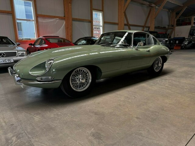 JAGUAR E-Type 4.2 Litre Series 1.5 FHC makellos!... - Personbil: bild 4 JAGUAR E-Type 4.2 Litre Series 1.5 FHC makellos!... - Personbil: bild 4