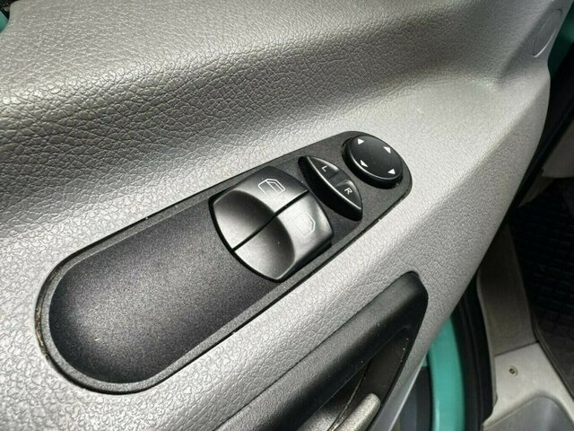 Leasa MERCEDES-BENZ Sprinter 513 CDI 4x4 Allrad Pritsche Top!... MERCEDES-BENZ Sprinter 513 CDI 4x4 Allrad Pritsche Top!...: bild 11 Leasa MERCEDES-BENZ Sprinter 513 CDI 4x4 Allrad Pritsche Top!... MERCEDES-BENZ Sprinter 513 CDI 4x4 Allrad Pritsche Top!...: bild 11