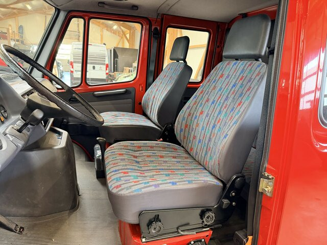 MERCEDES-BENZ T1 310 Bremer Doka perfekt!... - Volymskåp, Dubbelhytt transportbil: bild 3 MERCEDES-BENZ T1 310 Bremer Doka perfekt!... - Volymskåp, Dubbelhytt transportbil: bild 3