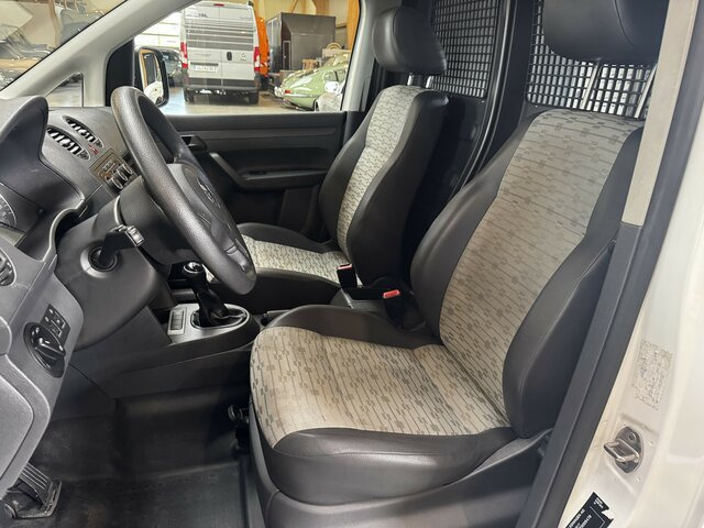 VW Caddy 1.6 TDI Kasten Sortimo AHK... - Skåpbil: bild 2 VW Caddy 1.6 TDI Kasten Sortimo AHK... - Skåpbil: bild 2