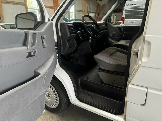 VW T4 Caravelle 2.5 TDI Syncro Sperre 1. Hand!... - Minibuss, Persontransport: bild 4 VW T4 Caravelle 2.5 TDI Syncro Sperre 1. Hand!... - Minibuss, Persontransport: bild 4