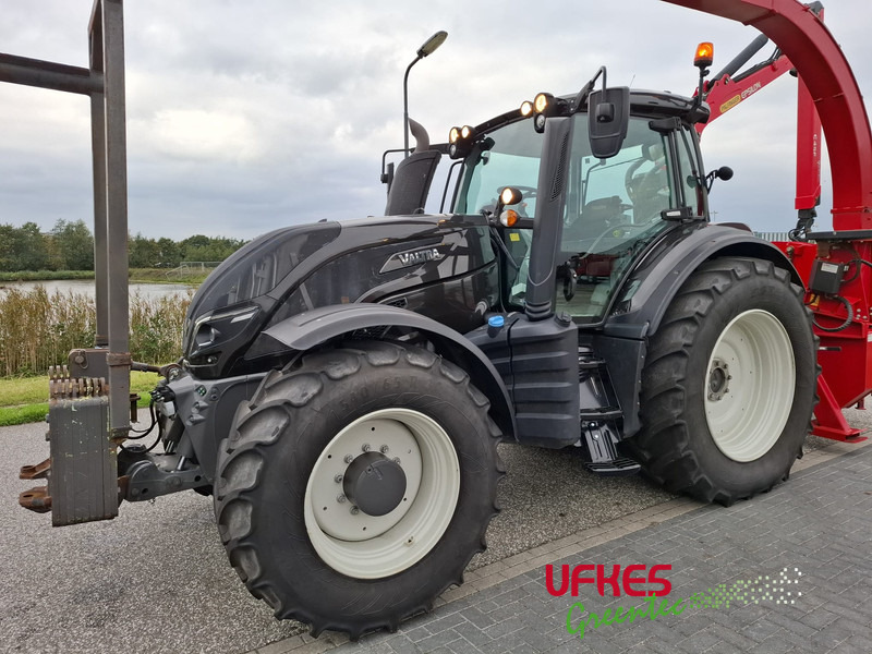 Valtra T 234 Direct TwinTrac - Traktor: bild 1 Valtra T 234 Direct TwinTrac - Traktor: bild 1