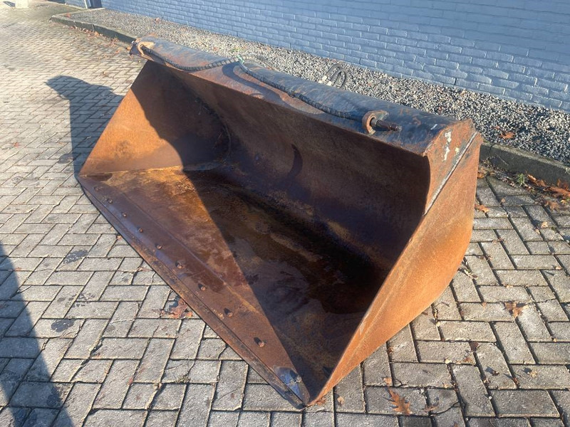 RIMAN HYDRAULIC FRONT BUCKET FOR JCB 3CX - Skopa för Byggmaskiner: bild 2 RIMAN HYDRAULIC FRONT BUCKET FOR JCB 3CX - Skopa för Byggmaskiner: bild 2