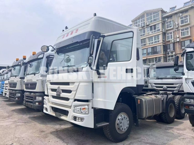 HOWO 400HP High roof Tractor Head - Dragbil: bild 1 HOWO 400HP High roof Tractor Head - Dragbil: bild 1