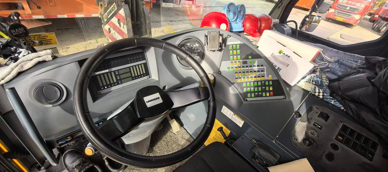 LIEBHERR Second Hand Mobile Crane 500 Ton LTM1500 Hydraulic Crane With High Quality - Mobilkran: bild 4 LIEBHERR Second Hand Mobile Crane 500 Ton LTM1500 Hydraulic Crane With High Quality - Mobilkran: bild 4