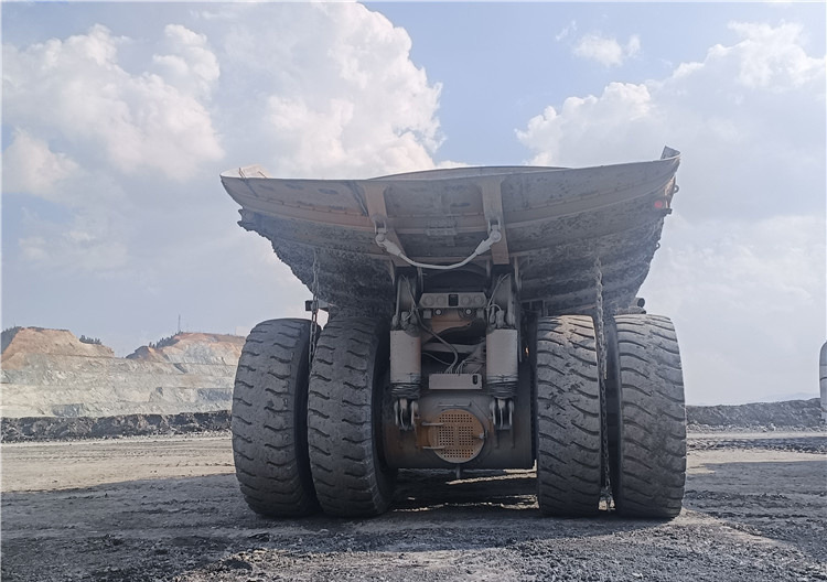 XCMG 2021 Year Used Mine Dump Truck Xde130 Second Hand 130 Ton Mining Dump Truck for Sale - Terränggående truck: bild 4 XCMG 2021 Year Used Mine Dump Truck Xde130 Second Hand 130 Ton Mining Dump Truck for Sale - Terränggående truck: bild 4