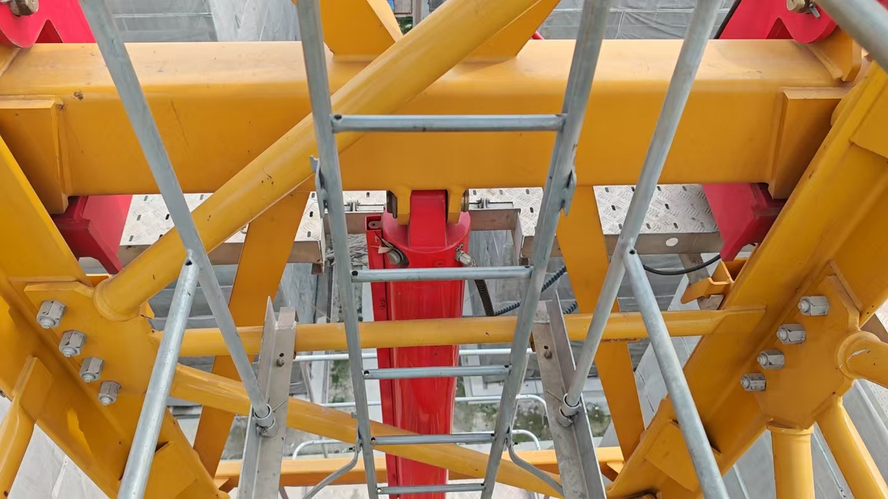 XCMG Official 20t XGT360-20S1 High Efficient Used Flat-top Tower Crane In Good Condition - Tornkran: bild 2 XCMG Official 20t XGT360-20S1 High Efficient Used Flat-top Tower Crane In Good Condition - Tornkran: bild 2