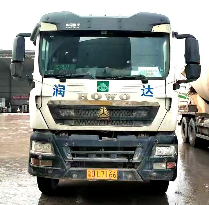 XCMG Official Construction Cement Mixer G4804B 12m³ Used Mobile Concrete Mixer Truck for sale - Betongroterare: bild 3 XCMG Official Construction Cement Mixer G4804B 12m³ Used Mobile Concrete Mixer Truck for sale - Betongroterare: bild 3