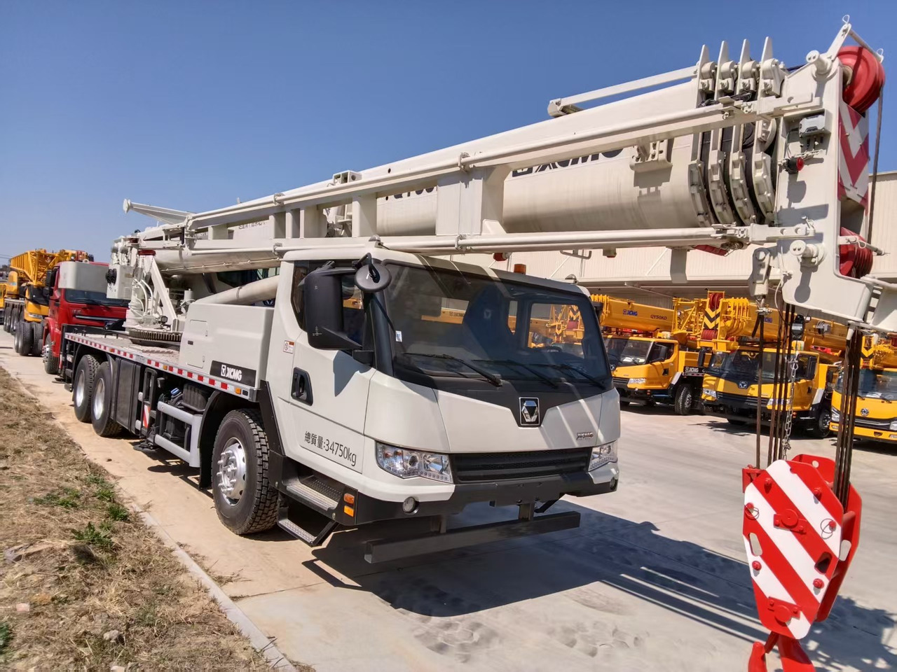 XCMG Official Construction Mini Mobile Crane QY30_TW 30 ton Used Small Hydraulic Crane Price - Mobilkran: bild 3 XCMG Official Construction Mini Mobile Crane QY30_TW 30 ton Used Small Hydraulic Crane Price - Mobilkran: bild 3