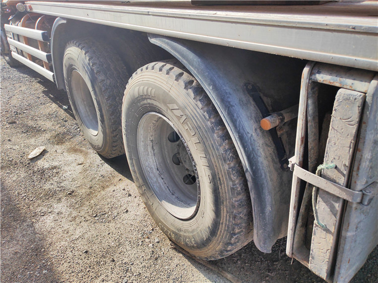 XCMG Official Hb60K 2016 Year Used 56m Truck-Mounted Concrete Pump Truck for Sale - Betongpump: bild 5 XCMG Official Hb60K 2016 Year Used 56m Truck-Mounted Concrete Pump Truck for Sale - Betongpump: bild 5