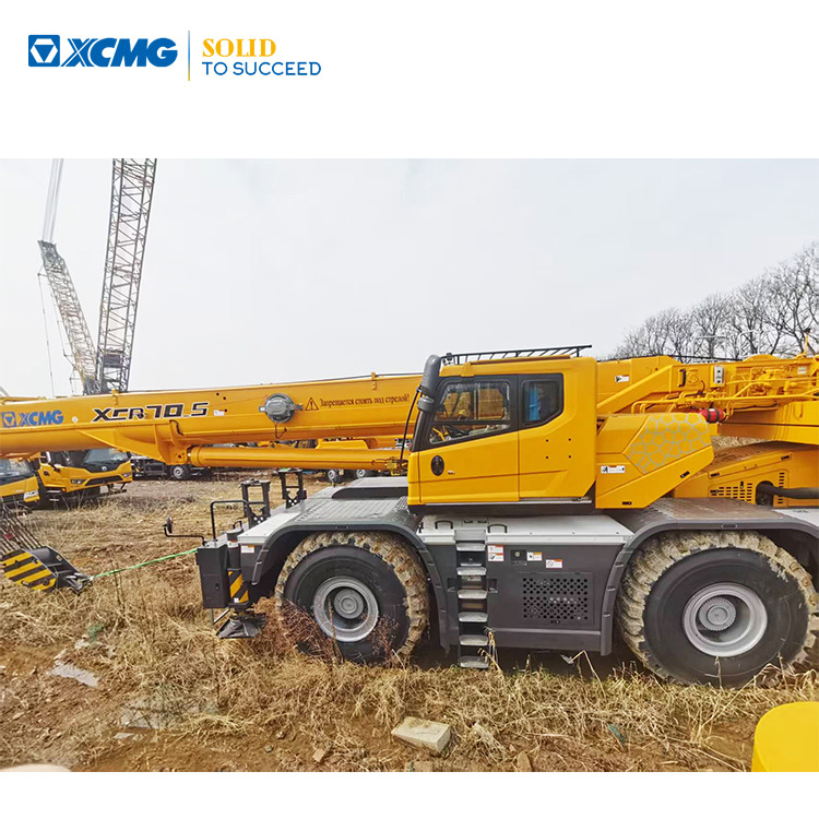 XCMG Official Second Hand Rough Terrain Cranes XCR70_S 70t Truck Crane Price For Sale - Terrängkran: bild 1 XCMG Official Second Hand Rough Terrain Cranes XCR70_S 70t Truck Crane Price For Sale - Terrängkran: bild 1