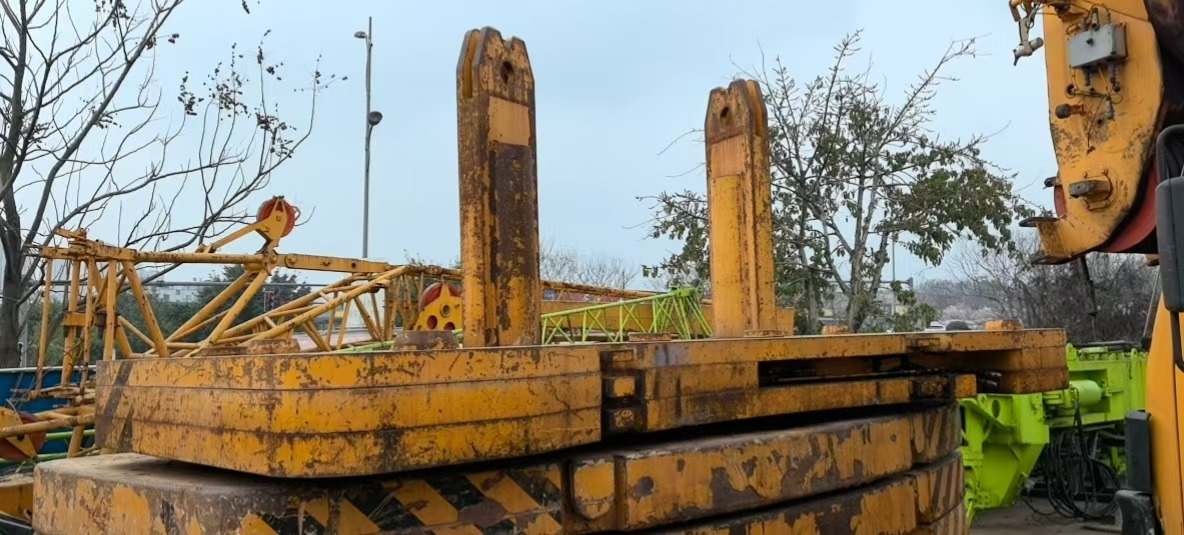 XCMG Official Used Hydraulic Pickup Truck Crane QAY400 All Terrain Cranes Price List - Allterrängkran: bild 4 XCMG Official Used Hydraulic Pickup Truck Crane QAY400 All Terrain Cranes Price List - Allterrängkran: bild 4