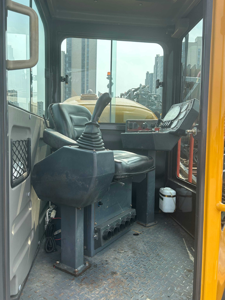 XCMG Official XZ360E Second Hand horizontal directional drilling Rig Best Price - Styrbara borrmaskin: bild 5 XCMG Official XZ360E Second Hand horizontal directional drilling Rig Best Price - Styrbara borrmaskin: bild 5