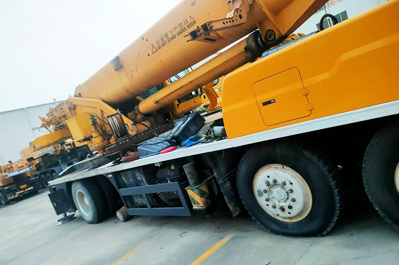 XCMG QY70K-I 70ton lifting machine hoist truck crane price - Mobilkran: bild 3 XCMG QY70K-I 70ton lifting machine hoist truck crane price - Mobilkran: bild 3