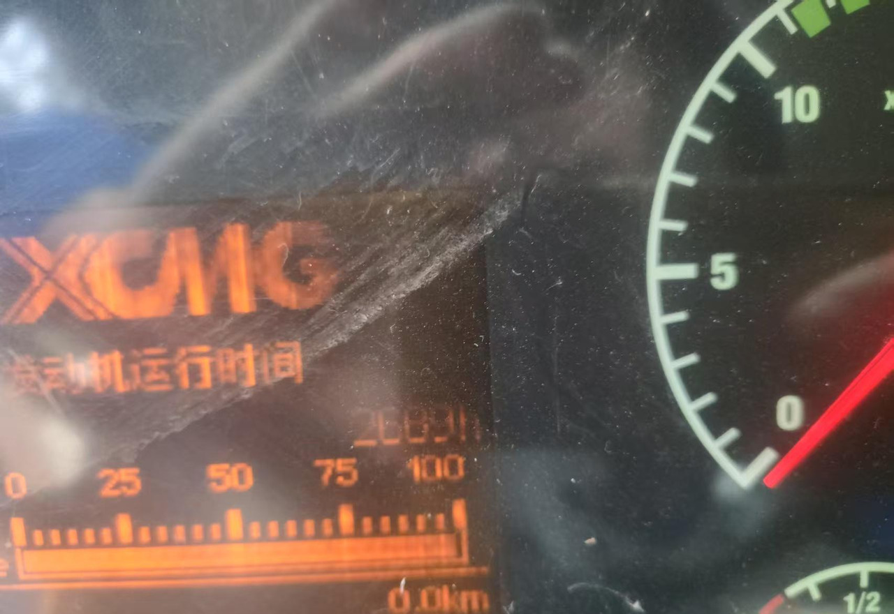 Mobilkran XCMG QY95K7C 95ton used truck crane mobile price: bild 8