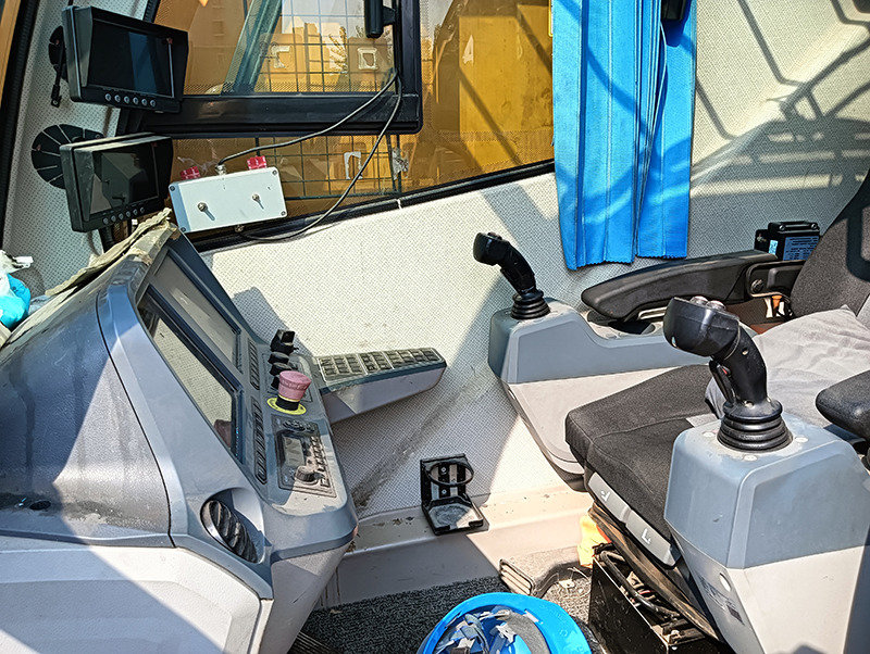 XCMG XCA500 used 500 ton hydraulic telescopic boom all terrain crane - Allterrängkran: bild 3 XCMG XCA500 used 500 ton hydraulic telescopic boom all terrain crane - Allterrängkran: bild 3