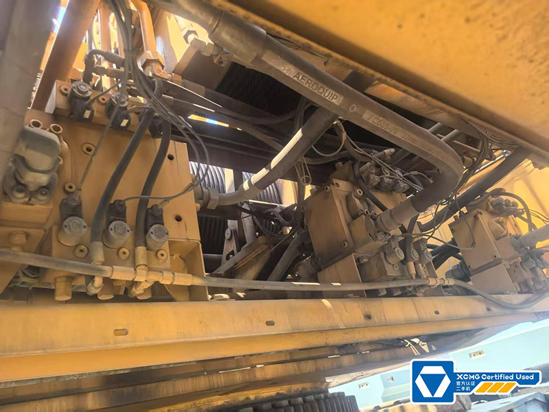 XCMG XGC500 500ton used hydraulic lift machine price - Bandgående kran: bild 5 XCMG XGC500 500ton used hydraulic lift machine price - Bandgående kran: bild 5