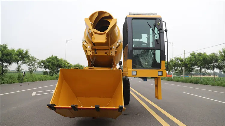 XCMG official SLM3500S 3.5m3 small mobile self loading concrete mixer price list - Betongbil: bild 5 XCMG official SLM3500S 3.5m3 small mobile self loading concrete mixer price list - Betongbil: bild 5