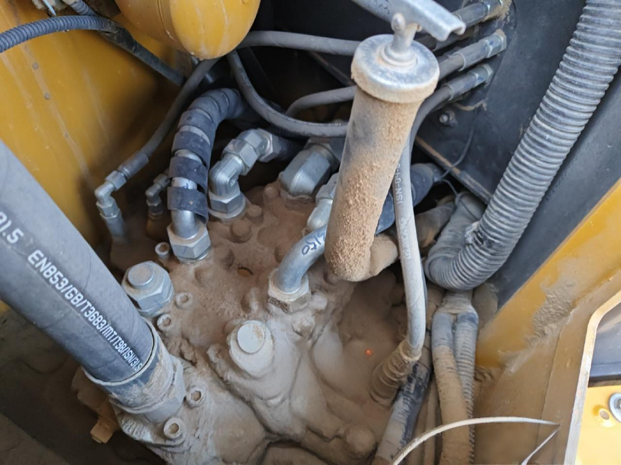 XCMG used road bulldozer D170 Mini Diesel Crawler price - Bulldozer: bild 3 XCMG used road bulldozer D170 Mini Diesel Crawler price - Bulldozer: bild 3