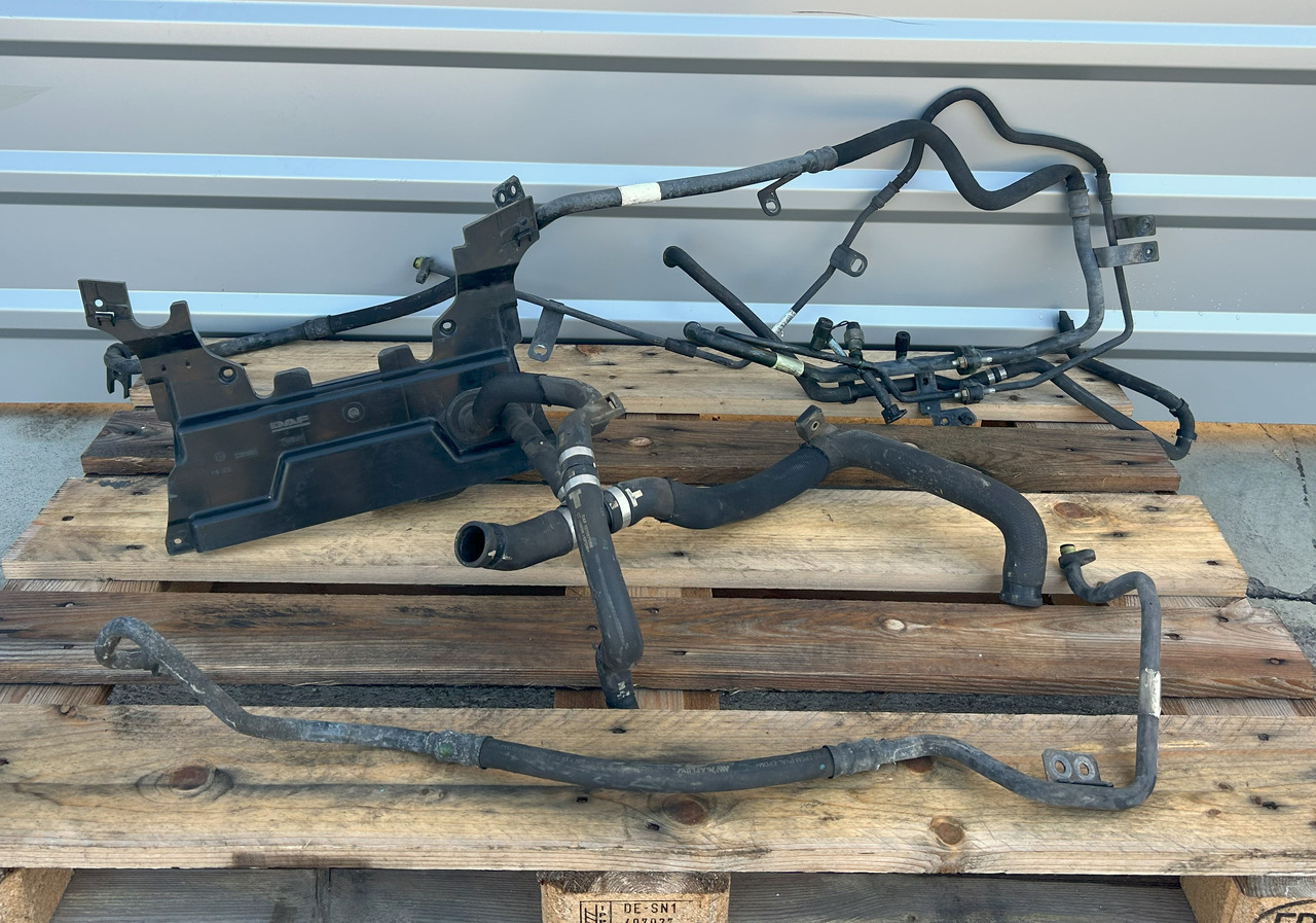 DAF CF EURO 6 AIR CONDITIONING HOSES SET - A/C reservdel: bild 2 DAF CF EURO 6 AIR CONDITIONING HOSES SET - A/C reservdel: bild 2