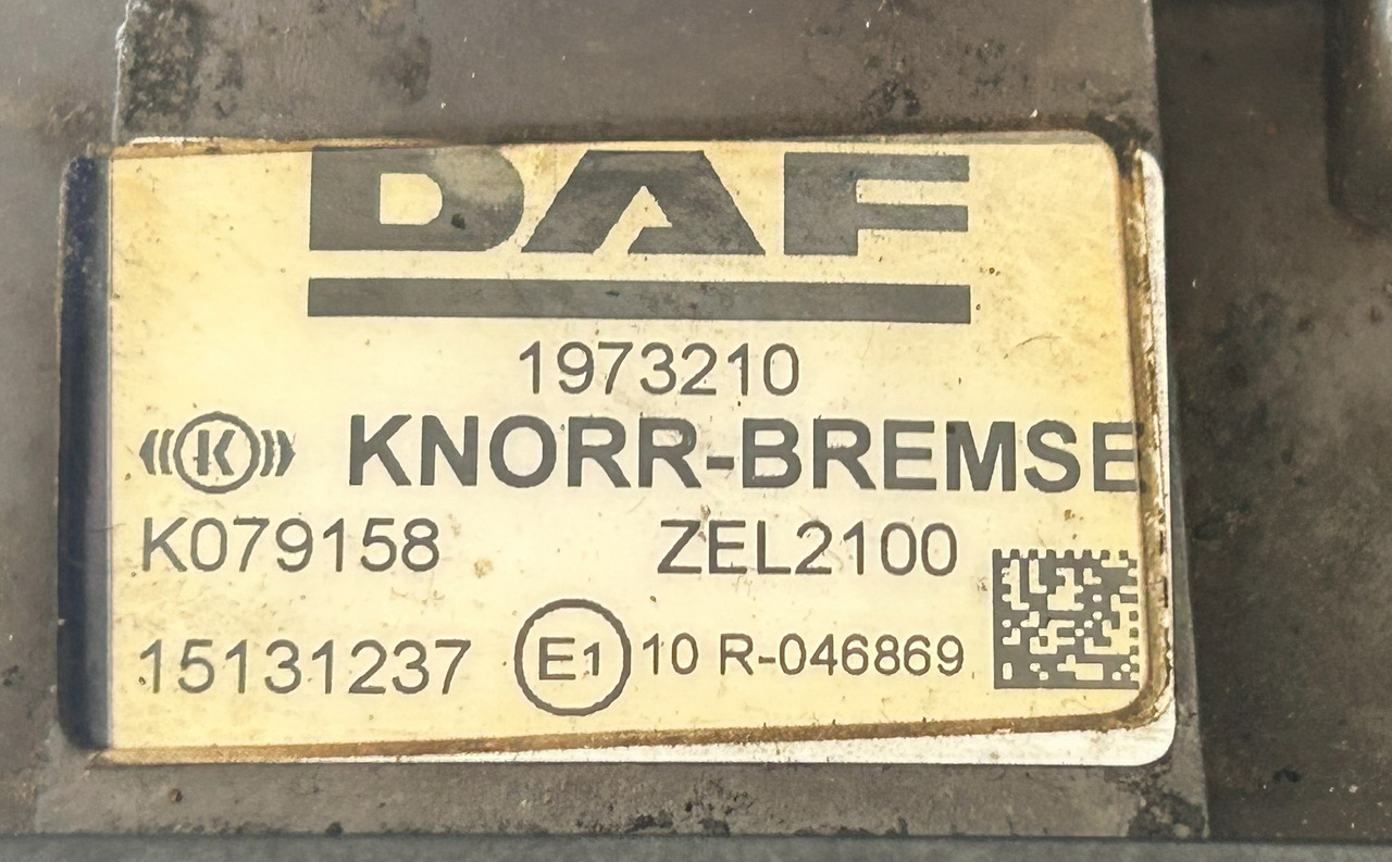 DAF CF XF 106 480 APU KIT ZEL2100 1973210 ( ELA1000 + AE6000) - Bromsventil: bild 4 DAF CF XF 106 480 APU KIT ZEL2100 1973210 ( ELA1000 + AE6000) - Bromsventil: bild 4