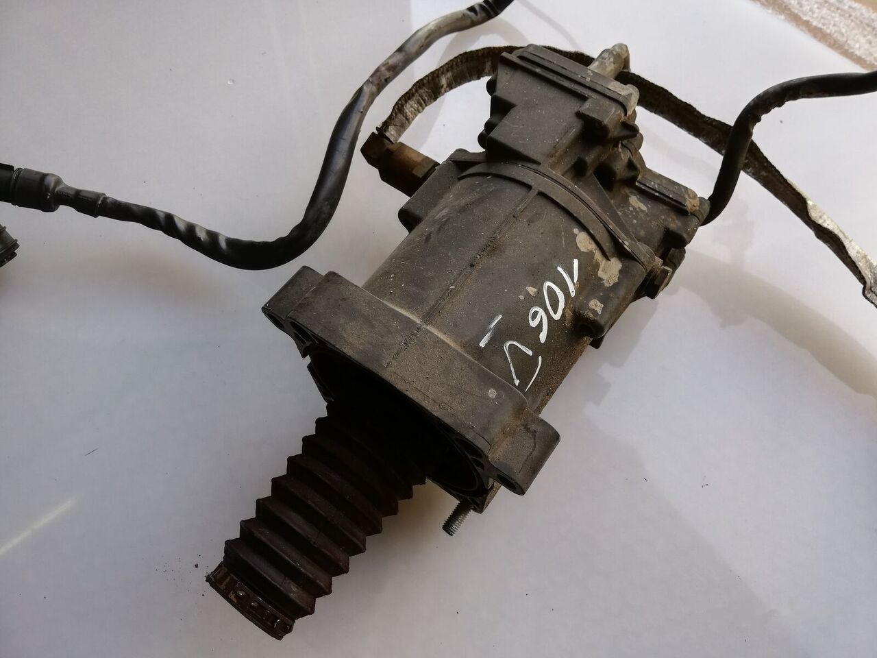 DAF XF 106 0501219051 DAF XF 106 truck - Kopplingscylinder för Lastbil: bild 2 DAF XF 106 0501219051 DAF XF 106 truck - Kopplingscylinder för Lastbil: bild 2