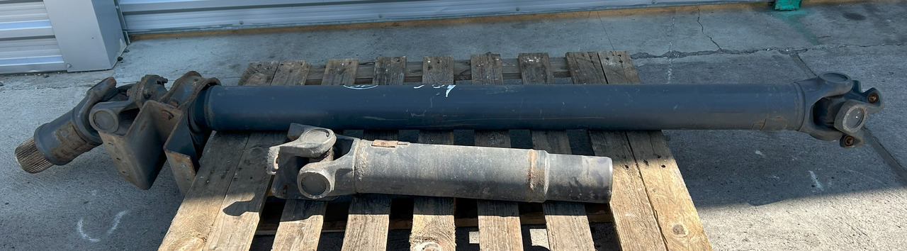 DAF XF 106 480 DRIVE SHAFT - Kardanaxel: bild 1 DAF XF 106 480 DRIVE SHAFT - Kardanaxel: bild 1