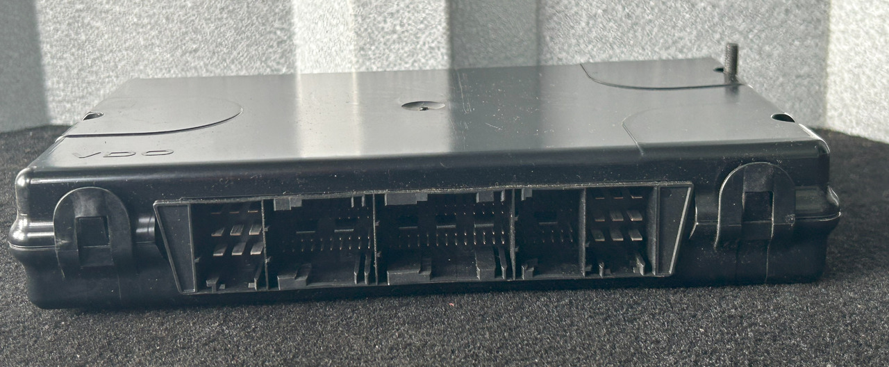 DAF XF 106 480 VIC3-500 2139671 VERSION 1.0 - Kontrollenhet för Lastbil: bild 2 DAF XF 106 480 VIC3-500 2139671 VERSION 1.0 - Kontrollenhet för Lastbil: bild 2