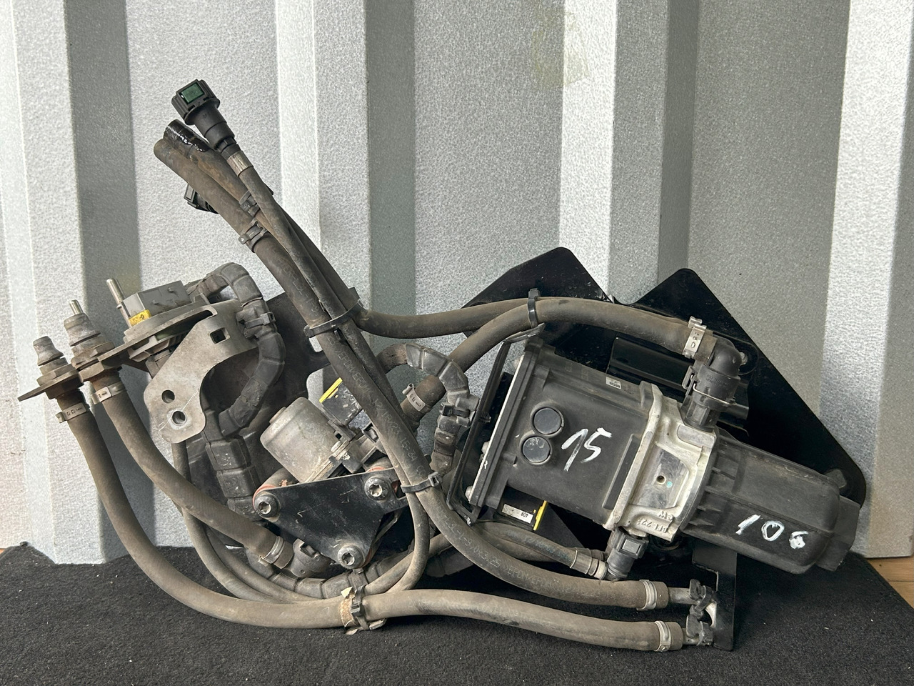 DAF XF 106 ADBLUE KIT - Avgassystem: bild 1 DAF XF 106 ADBLUE KIT - Avgassystem: bild 1