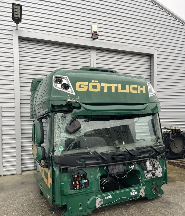 DAF XF 106 SUPER SPACE CAB - Hytt för Lastbil: bild 3 DAF XF 106 SUPER SPACE CAB - Hytt för Lastbil: bild 3