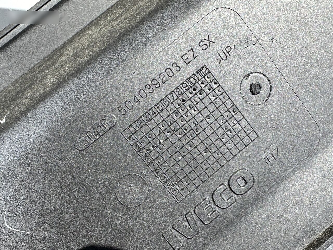 IVECO EUROCARGO 504039203   IVECO 504039203 - Fotsteg för Lastbil: bild 3 IVECO EUROCARGO 504039203   IVECO 504039203 - Fotsteg för Lastbil: bild 3