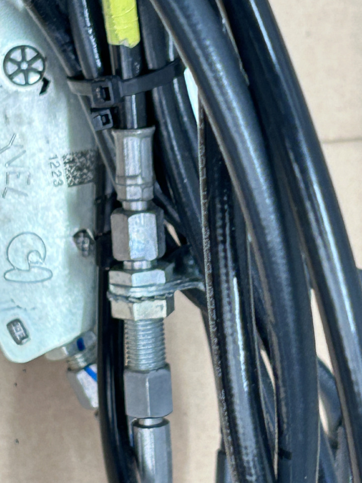 IVECO STRALIS , S-WAY - Hydraulcylinder: bild 3 IVECO STRALIS , S-WAY - Hydraulcylinder: bild 3