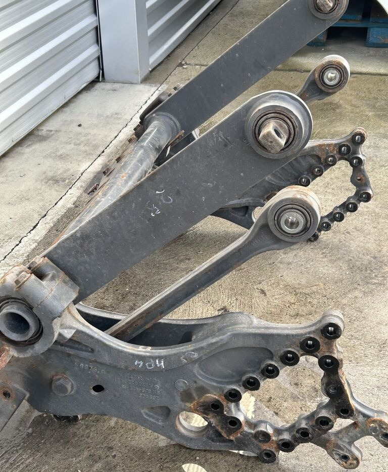 KOMPLETNE ZAWIESZENIE KABINY Mercedes-Benz ACTROS MP4 truck - Fjädring för Lastbil: bild 1 KOMPLETNE ZAWIESZENIE KABINY Mercedes-Benz ACTROS MP4 truck - Fjädring för Lastbil: bild 1