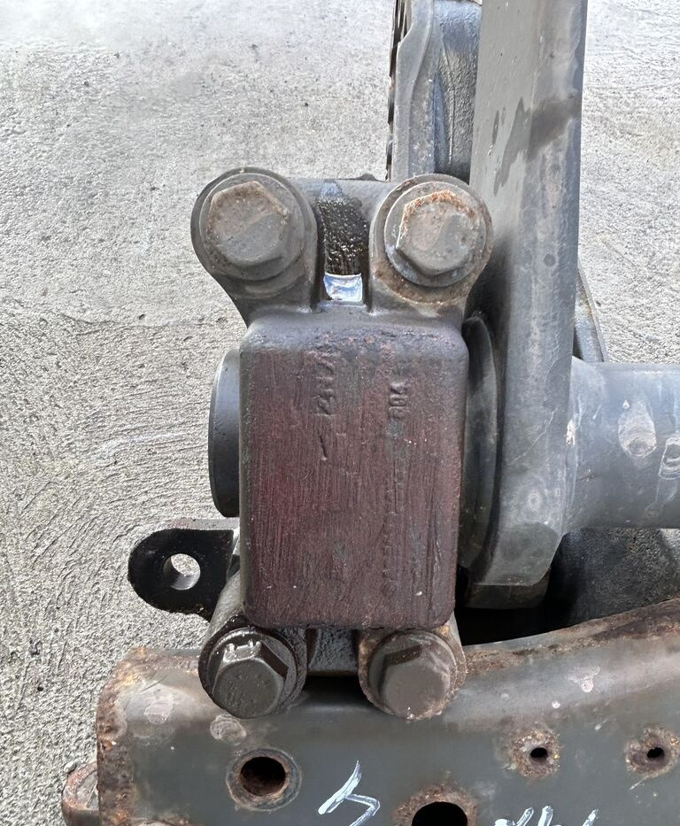 KOMPLETNE ZAWIESZENIE KABINY Mercedes-Benz ACTROS MP4 truck - Fjädring för Lastbil: bild 4 KOMPLETNE ZAWIESZENIE KABINY Mercedes-Benz ACTROS MP4 truck - Fjädring för Lastbil: bild 4