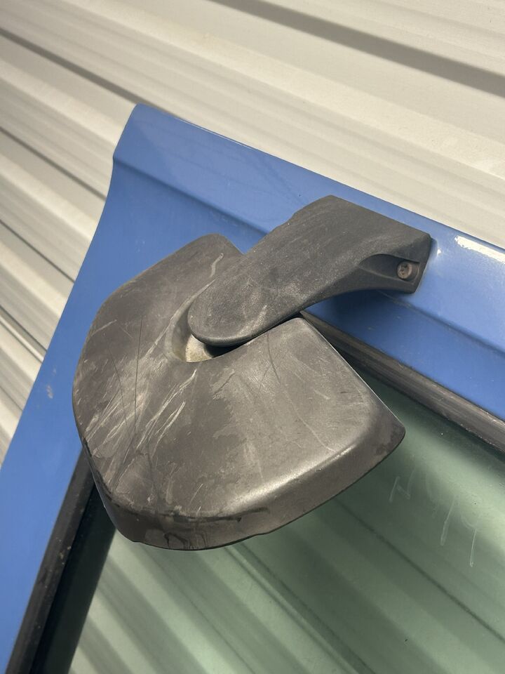 MERCEDES ACTROS MP4 DOOR RIGHT EITH RAMP MIRROR - Dörr och reservdelar: bild 5 MERCEDES ACTROS MP4 DOOR RIGHT EITH RAMP MIRROR - Dörr och reservdelar: bild 5