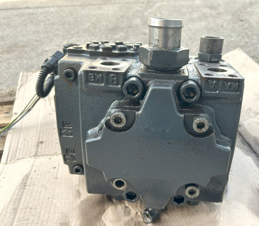 MERCEDES AROCS MP4 HYDRAULIC PUMP HAD - Hydraulpump: bild 2 MERCEDES AROCS MP4 HYDRAULIC PUMP HAD - Hydraulpump: bild 2