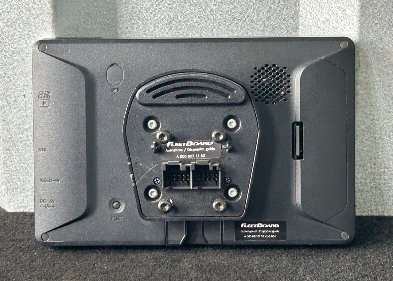 MERCEDES-BENZ ACTROS MP4 FLEETBOARD DISPLAY SCREEN WITH BRACKET - Navigationssystem: bild 2 MERCEDES-BENZ ACTROS MP4 FLEETBOARD DISPLAY SCREEN WITH BRACKET - Navigationssystem: bild 2